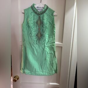 Vintage Mint Green Embellished Sleeveless Dress

1960s–1970s cocktail wear